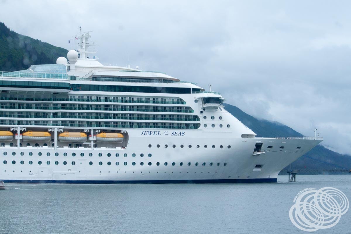 Does Royal Caribbean charge Your Credit Card twice and then release one