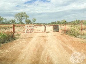 The entry to China Wall is on private property just out of Halls Creek