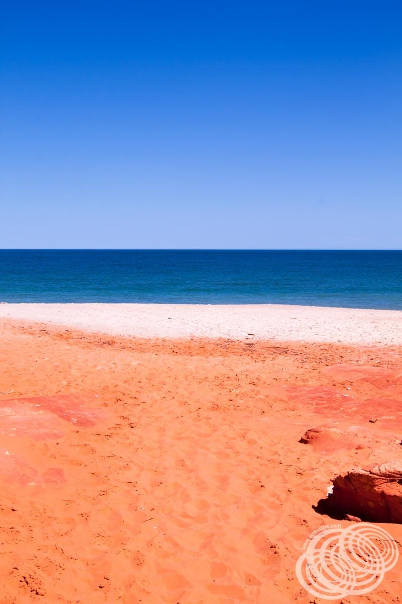 Red to white to blue at Cape Leveque
